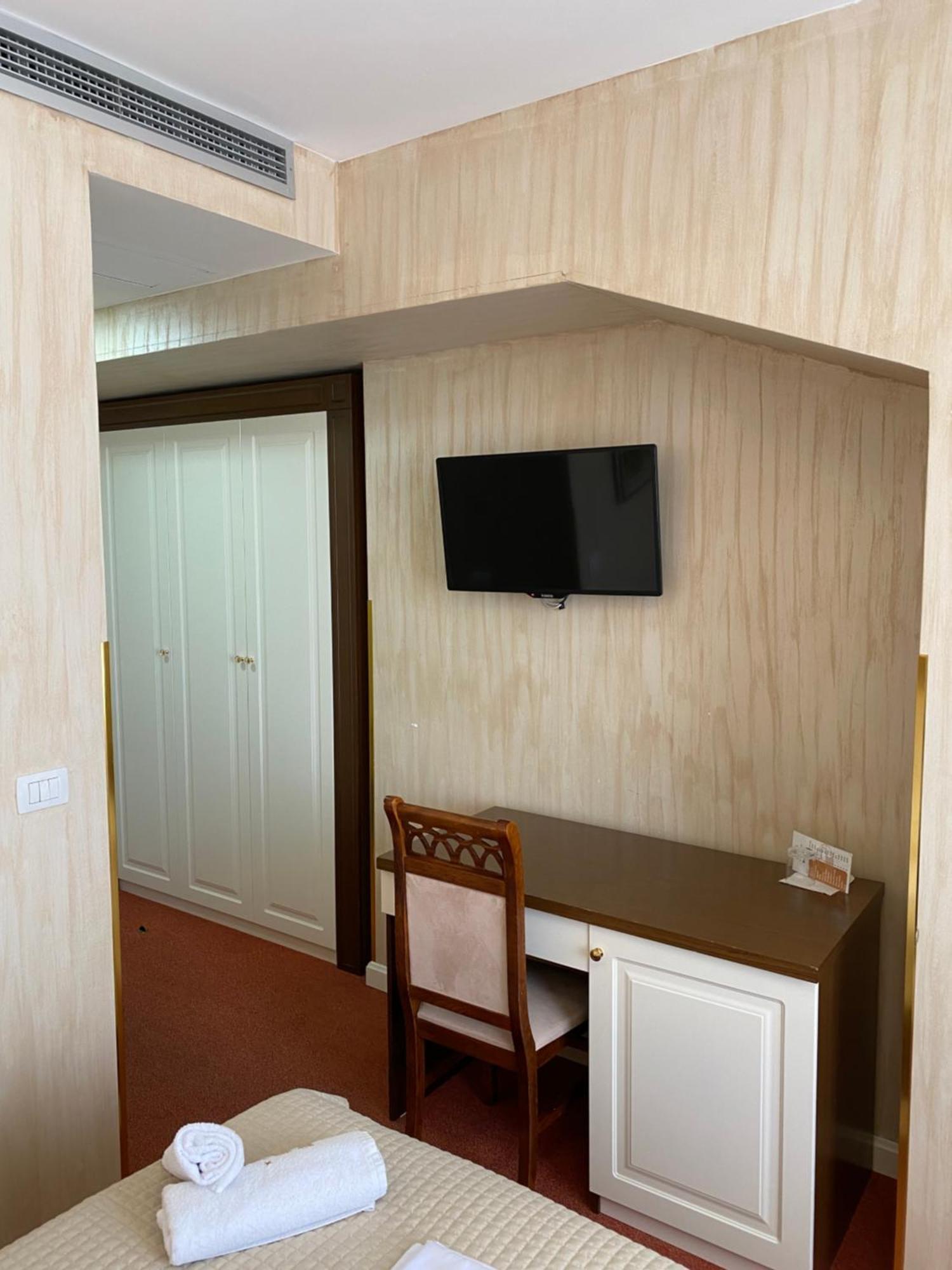 Rozafa Hotel Shkodër Exterior foto